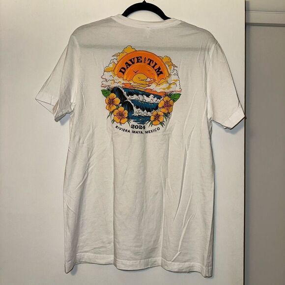Dave and Tim Cancun Mexico Riviera Maya White Graphic Tee Large NWOT - Picture 1 of 11